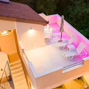 Bruno's Poolside Retreat , Trogir Chorwacja